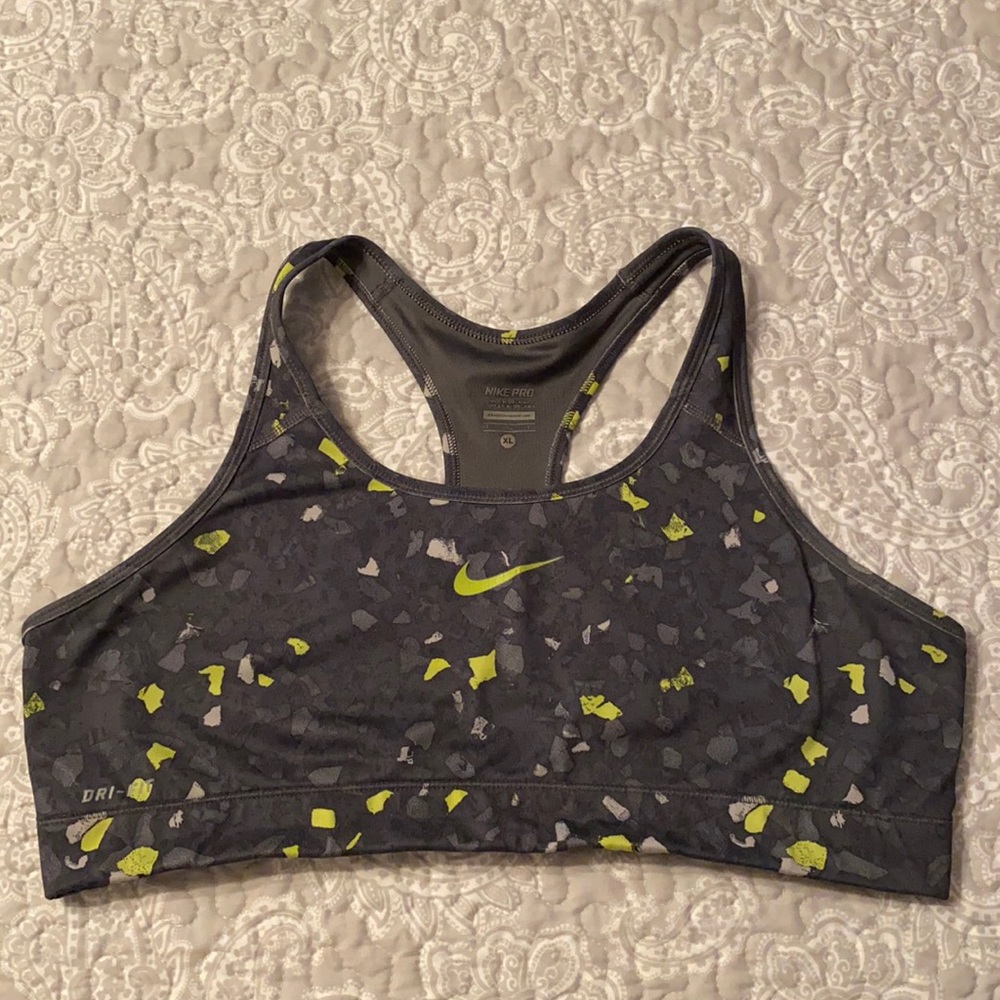 nike sports bra